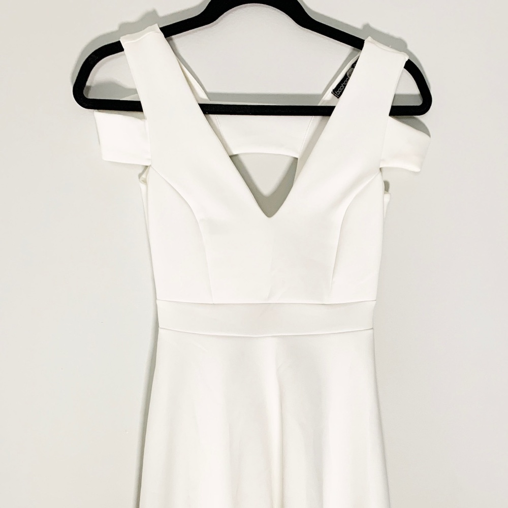 White dress boohoo brand